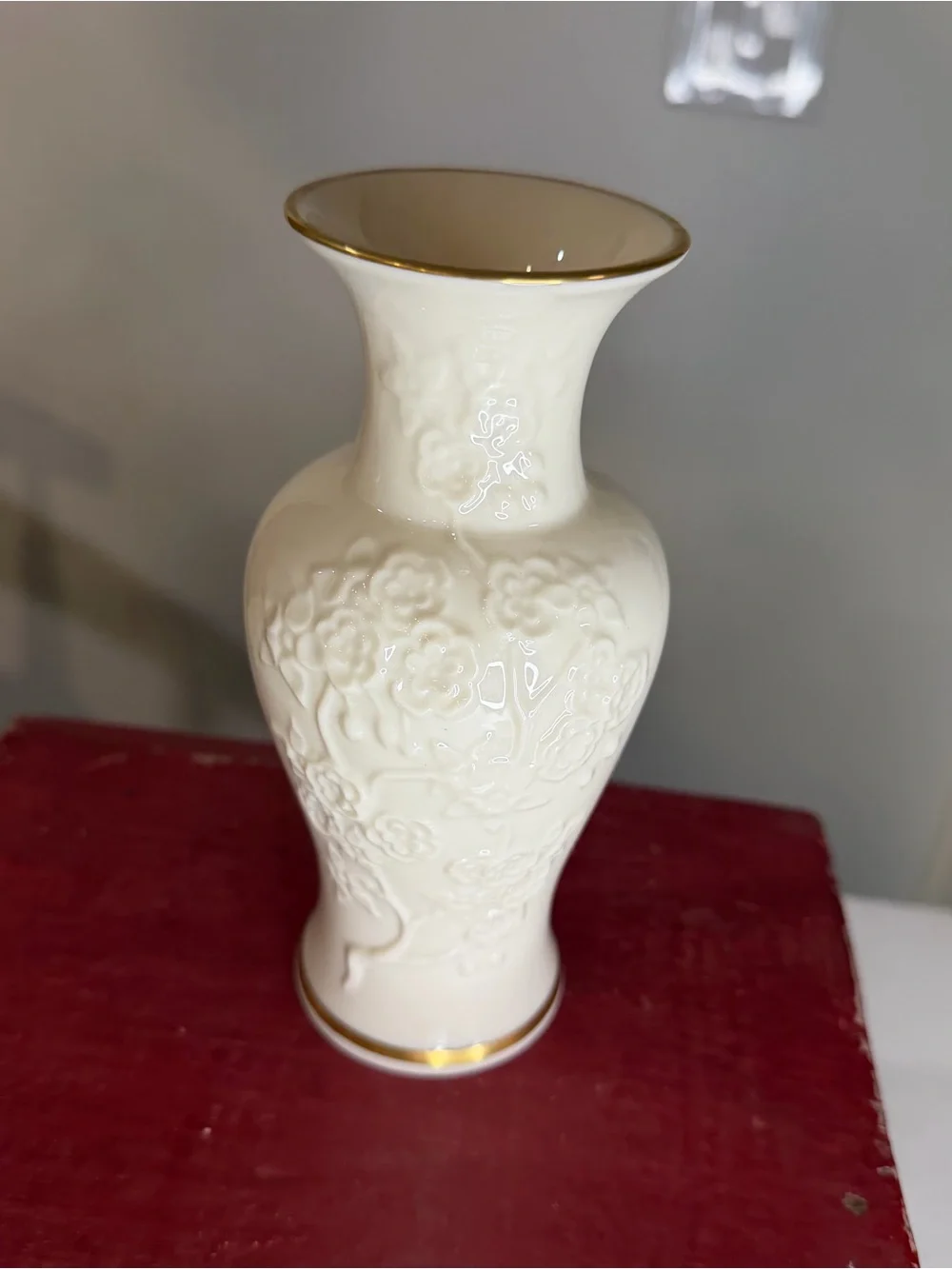 Lenox refined vase